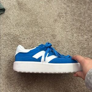 New balance shoes